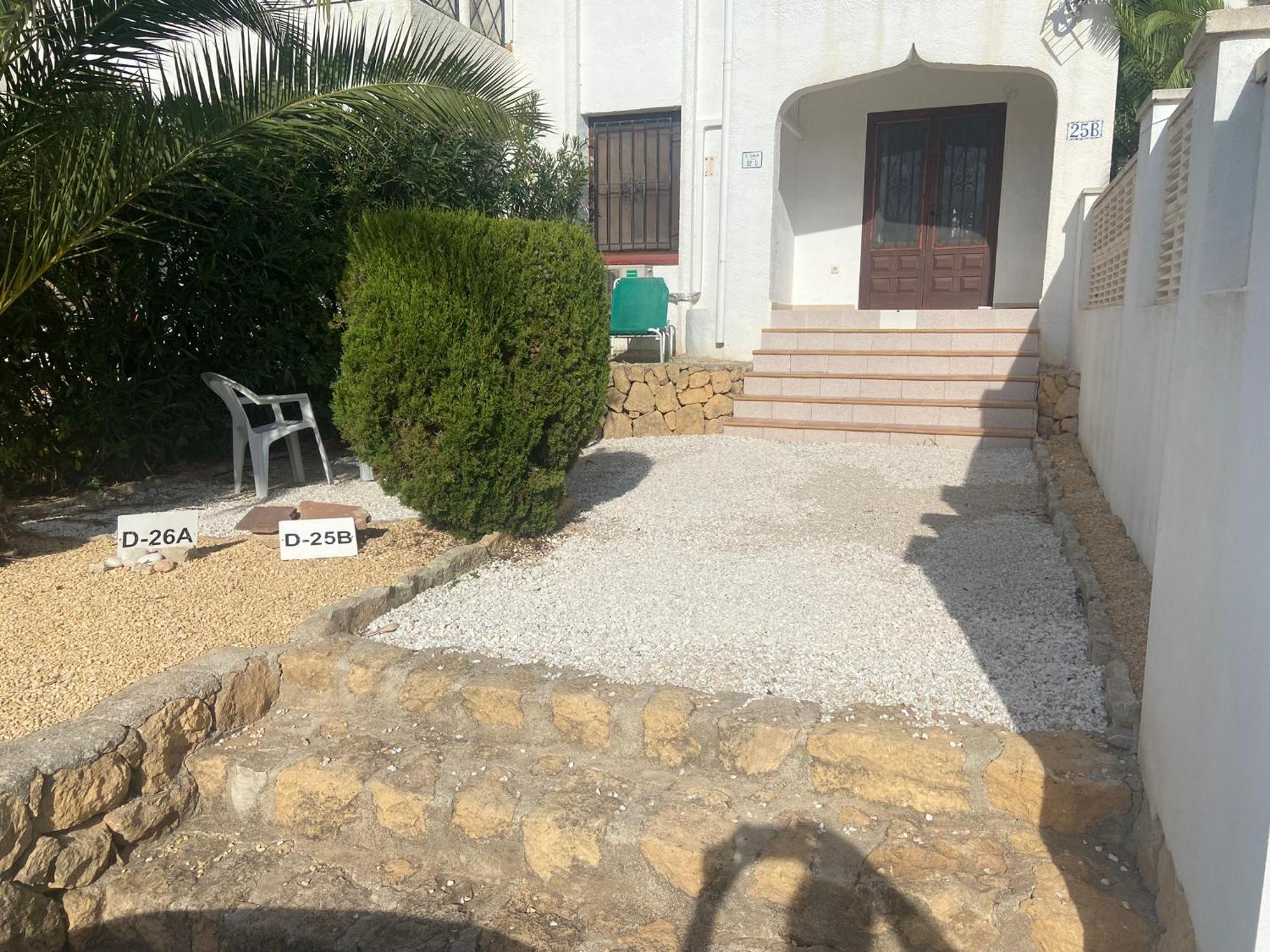 Apartamento Con Jardin Piscina Y Parking Appartement